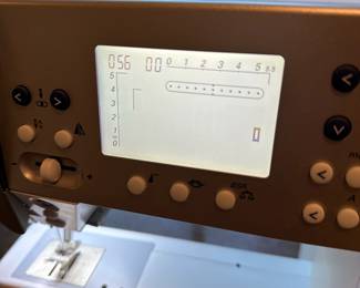 C30 - $1250. Bernina Aurora 440 QE Quilting Edition. Feet Included - Two Sole Walking Foot with Seam Guide, BSR Bernina Stitch Regulator, 31, 39, 3A, 12, 4, 37, 5, 10, 23, 20, 38, 57, 61. Very Lightly Used! Photos of hours included.