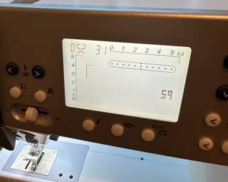 C30 - $1250. Bernina Aurora 440 QE Quilting Edition. Feet Included - Two Sole Walking Foot with Seam Guide, BSR Bernina Stitch Regulator, 31, 39, 3A, 12, 4, 37, 5, 10, 23, 20, 38, 57, 61. Very Lightly Used! Photos of hours included.
