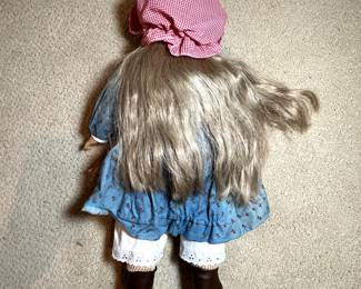 C24 - $400. American Girl Doll Kirsten 1986, Kirstens Doll
Outfits include -
Blue Calico Dress
School Dress & Shawl
Apron Dress & Daisy Wreath
Friendship Quilt & Quilt Kit
Summer Dress & Straw Hat
Red Boots
Winter Skirt & Blouse
Hand-Knit Woolens
Flannel Underwear
Kirsten’s Nightgown
Swedish Dirndl & Kerchief
Spoon bag, spoon, hankie
Trunk is *NOT* authentic Pleasant Company but included!