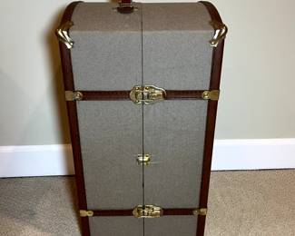 C22 - $500. American Girl Doll Samantha. Authentic Pleasant Company Trunk. Includes 10 outfits and accessories.