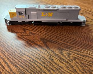 G7 - $35. HO Scale L&N 1275 Locomotive