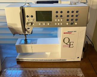 C30 - $1250. Bernina Aurora 440 QE Quilting Edition. Feet Included - Two Sole Walking Foot with Seam Guide, BSR Bernina Stitch Regulator, 31, 39, 3A, 12, 4, 37, 5, 10, 23, 20, 38, 57, 61. Very Lightly Used! Photos of hours included.