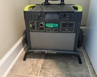 L4 - $1450. Yeti 3000 Goal Zero Power Station. Includes Goal Zero Boulder 100 Briefcase (solar panels).
