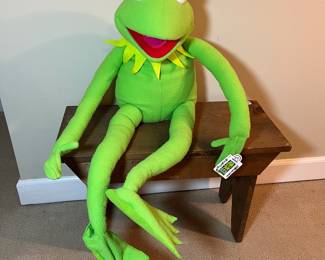C25- $65. Vintage Applause 32" Posable Kermit the Frog