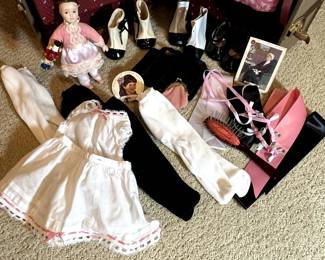 C22 - $500. American Girl Doll Samantha. Authentic Pleasant Company Trunk. Includes 10 outfits and accessories.
