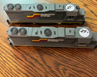 G9 - $25 Each. 2 Available HO Scale Seaboard System 6042