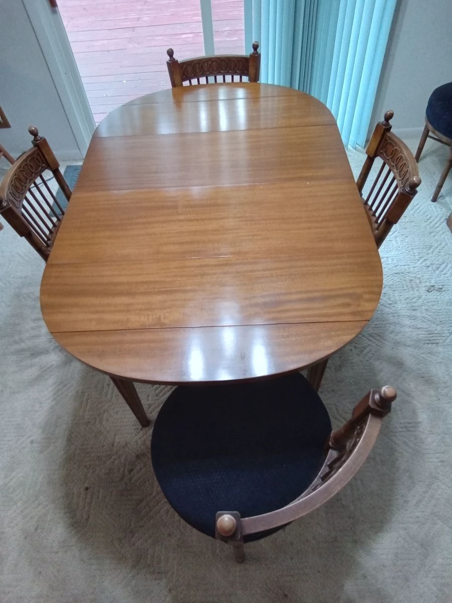 Dining Set 