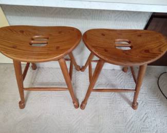 Nice Saddle Chairs