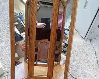 Corner hanging Mirror shelf