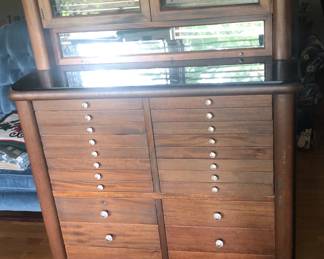 Mirrored Lift Top Drawer