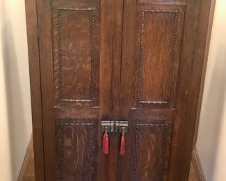Antique Quarter Sawn Oak Cabinet