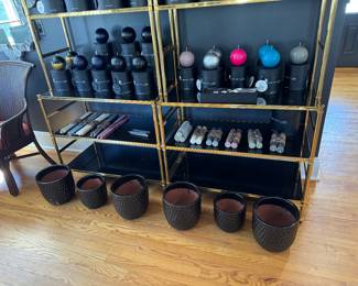 Chic ‘ ball’ candles in multiple sizes and colors