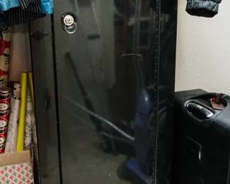 Gun safe