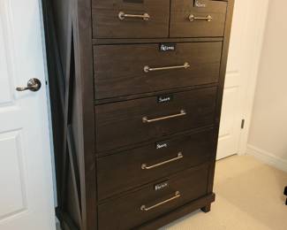 Like new bedroom group