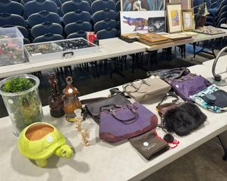 Home Decor and Purses Orlando 