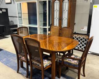 Dining Set and Hutch Orlando