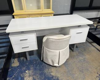 Desk and Chair Orlando