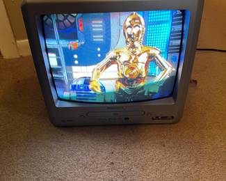 Magnavox TV/CD Player - working