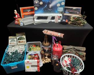 Fantastic Lionel O Gauge Polar Express Train Set, Perfect for the Holidays or Train Enthusiasts