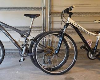 Two Specialized Bicycles Ariel Womens Hybrid FSR XC Mens Mountain Bike