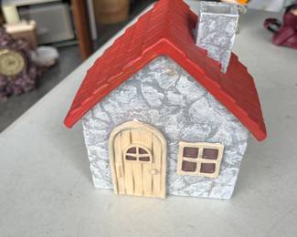 Target bullseye Playground Summer Mini Stone House