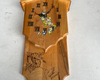 Hand Made Wooden Clock w/Hummingbird Design