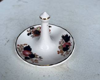 Porcelain Ring Holder