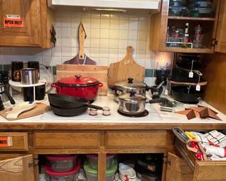Pizza making, cast iron, enameled cast iron, Corningware