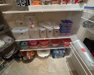 Food storage, kitchen gadgets and cookbooks