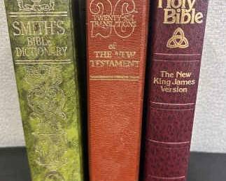 The Holy Bible 2 Books About The Bible