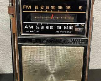 Vintage General Electric 15 Transistor Radio Does Not Work