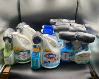 13 Clorox Spray Bottles 3 Clorox Jugs