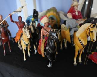 Heartland Plastic Horses and Figures