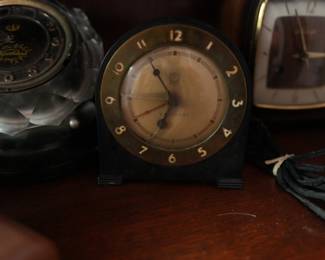 Vintage Desk Clocks