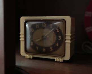 Vintage Desk Clock