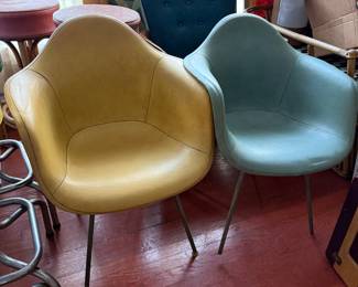 MID MOD Bucket Chair
