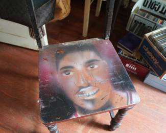 Artist work of Chicago Bulls Scotty Pippen Chair, signed