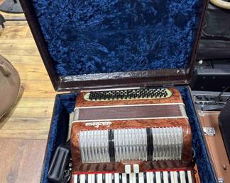 La Tosca piano accordion with case