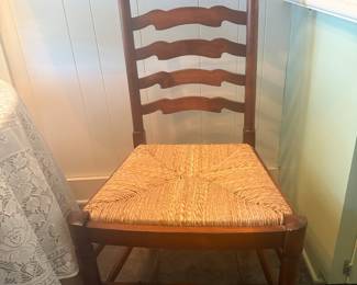 Set 4 sturdy Ladder-back chairs with rushed seats