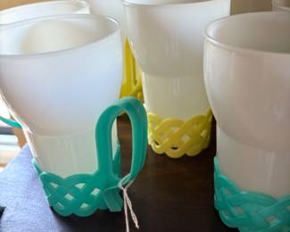 Set of 8 soda fountain plastic glasses.