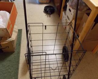 Rolling cart