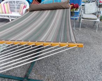 Hammock on stand
