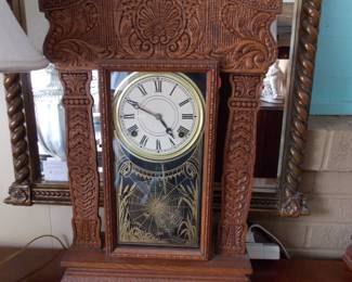 Mantel clock