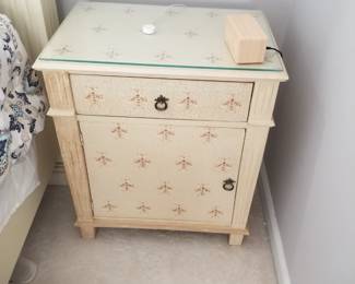 Glass top one-drawer cupboard