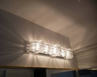 Art deco bathroom light fixture