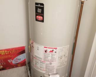 65 gallon GAS hot water heater
