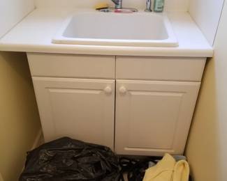 Bath vanity