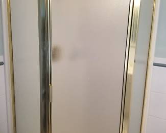 Glass shower surround