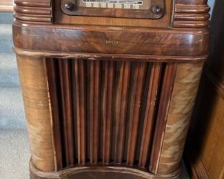 Philco Floor Radio