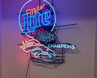 Bronco's Champions Miller Nion Lite